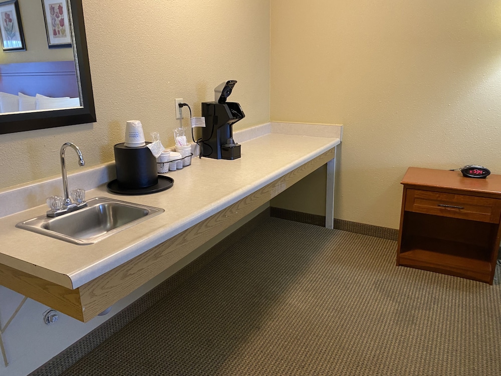 Wingate by Wyndham Mount Vernon - photo 15