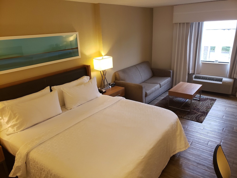 Holiday Inn Express Pittsburgh North by IHG - photo 16