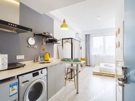 Yinongmeiyu in Shanghai, People's Republic of China