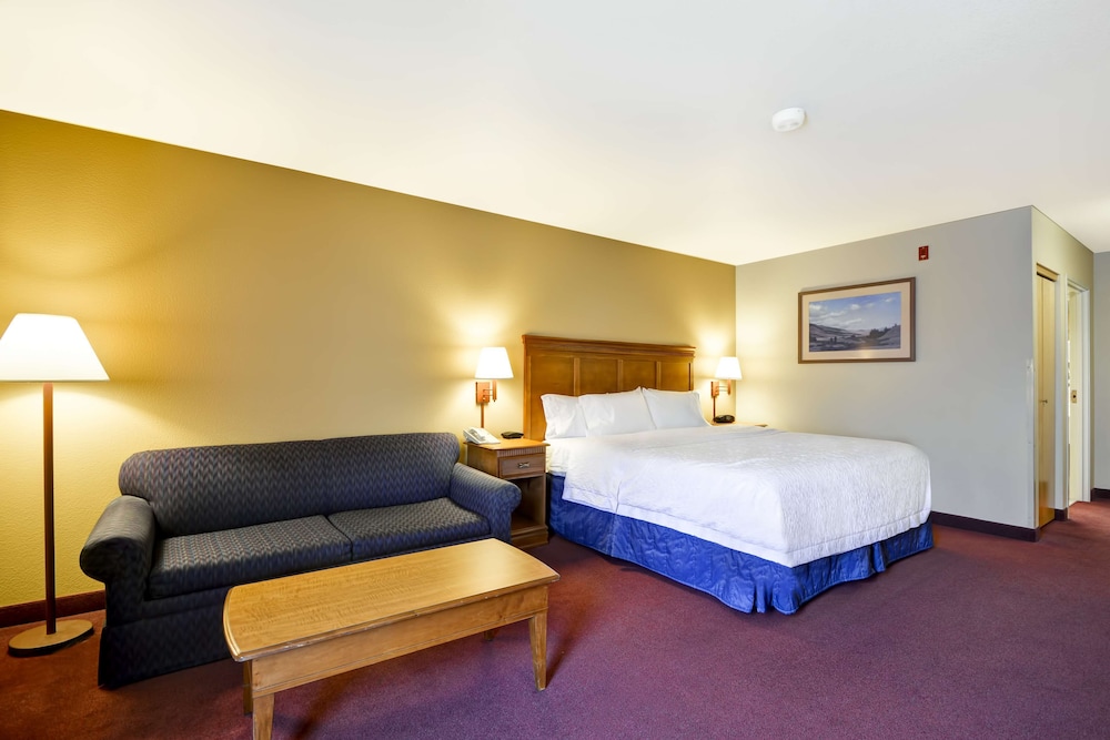 Hampton Inn Bozeman - photo 9