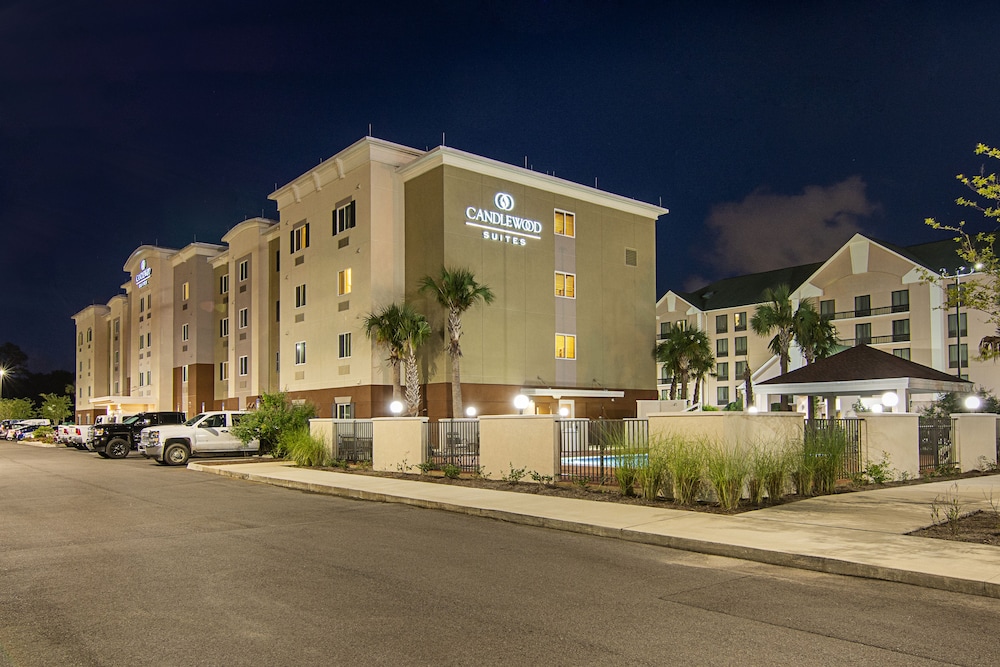 Candlewood Suites Pensacola University Area by IHG - photo 51