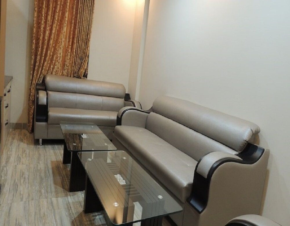 Room Maangta 125 Kalyan East
