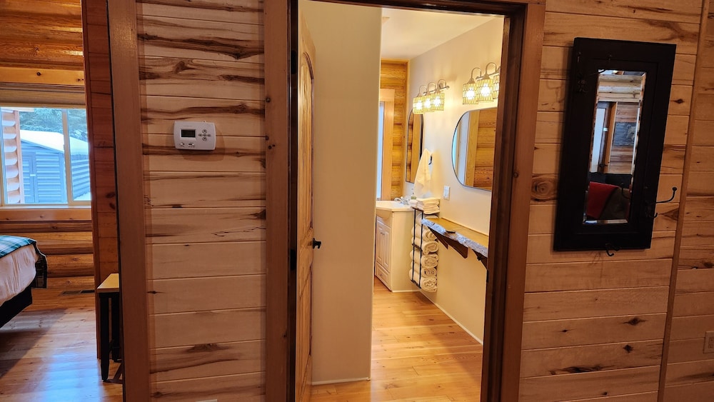 Beargrass Lodging and RV Resort - photo 117