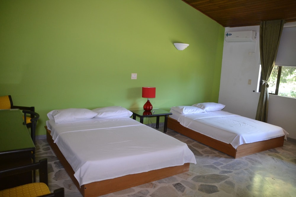 Hotel Albatros - carbon neutral hotel in Espinal