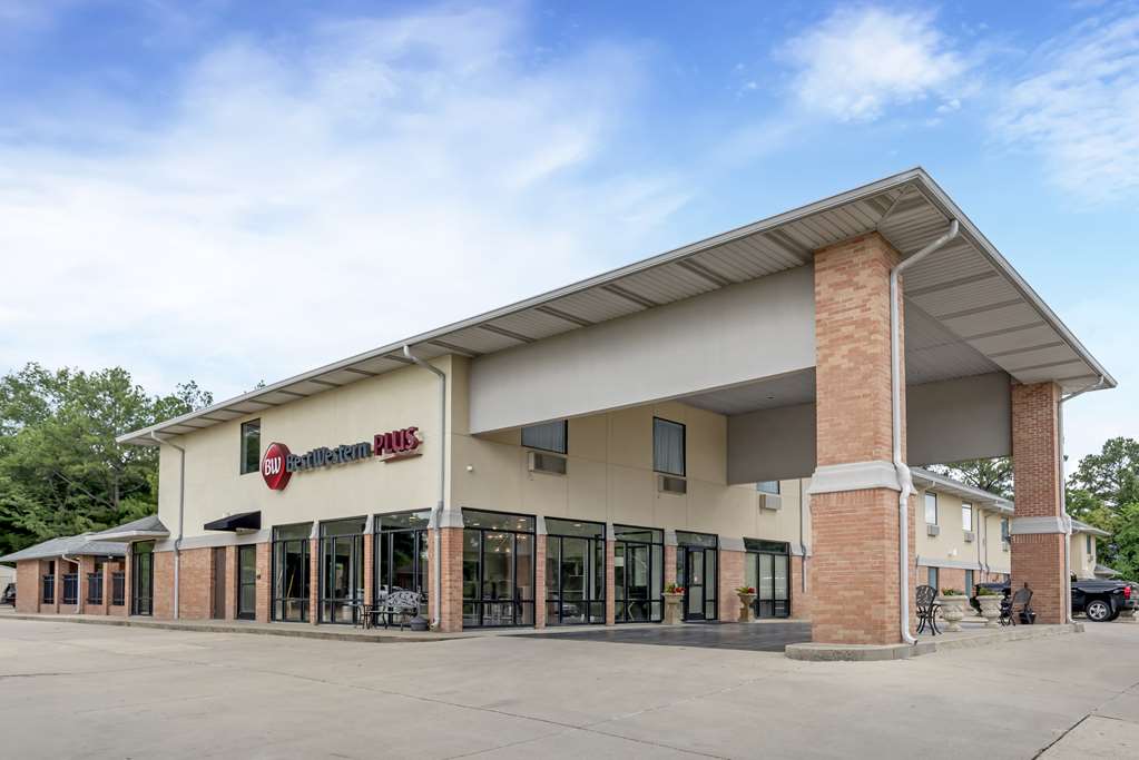 Best Western Plus Two Rivers Hotel & Suites - photo 10