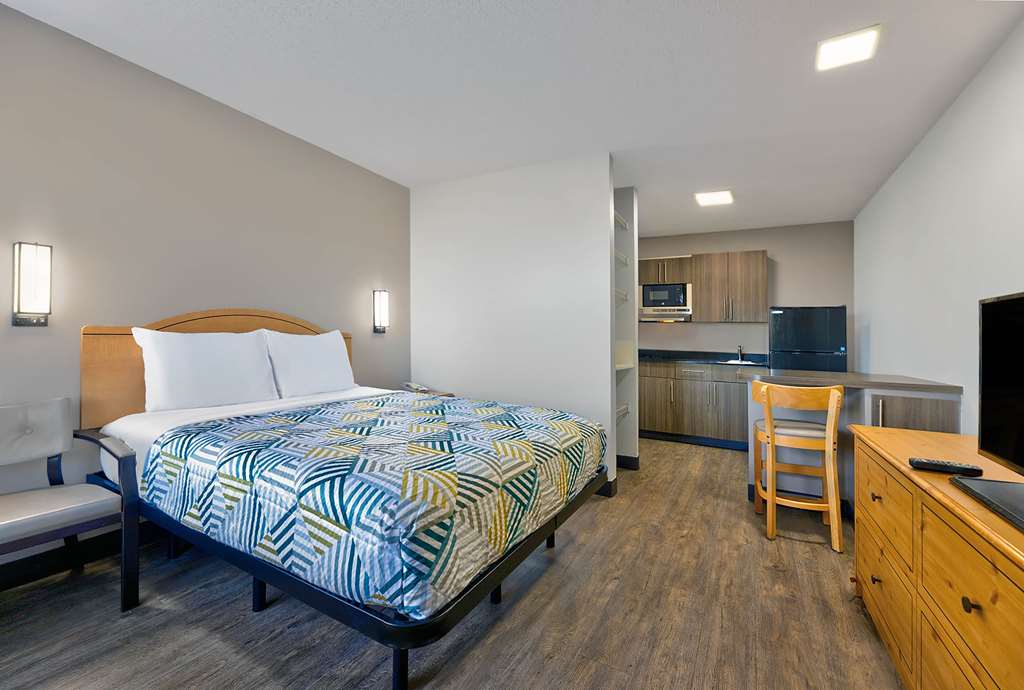 Studio 6 North Richland Hills TX Fort Worth - photo 11
