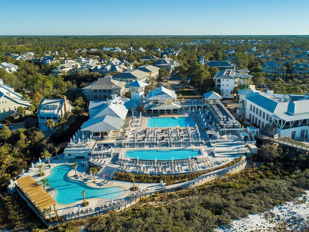 Watercolor Whimsea by Southern Vacation Rentals — 4-Star Luxury Hotel in Seaside, United States