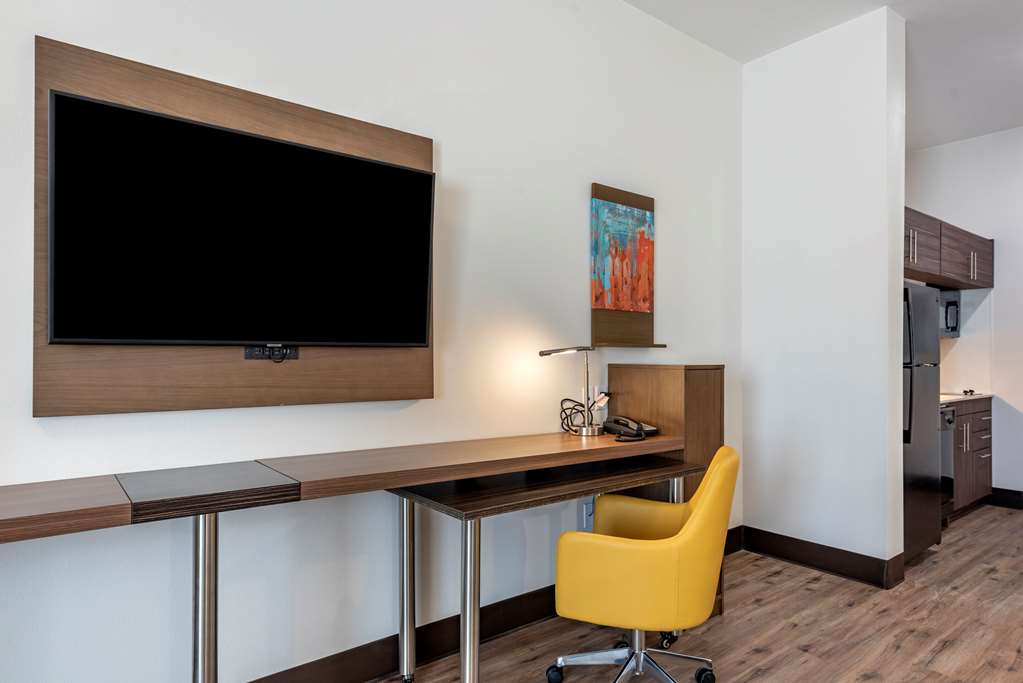 MainStay Suites Colorado Springs East Medical Center Area - photo 19