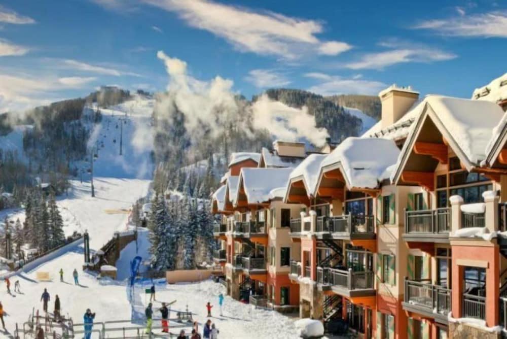 Luxury Ski in Ski out 2 Bedroom Mountain Residence in the Heart of Lionshead Village with Heated Slope Side Pool and Hot Tub — 4-Star Luxury Hotel in Vail, United States