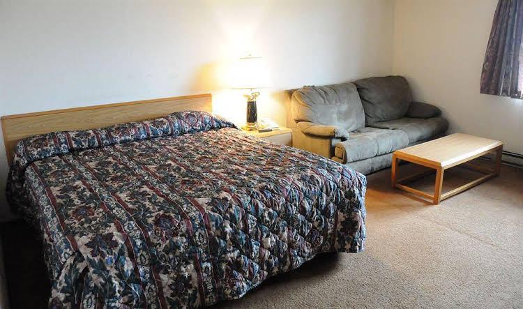 Roadstar Inn Green Bay - photo 6