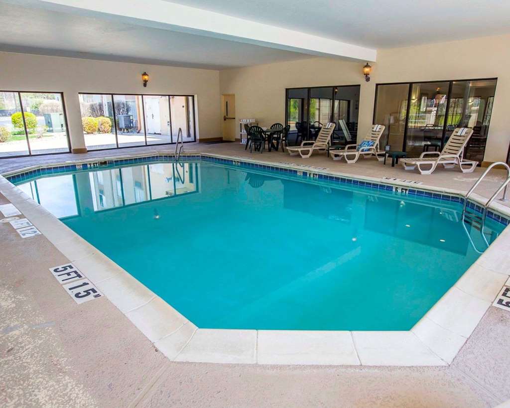 Comfort Suites University Area Notre Dame South Bend - photo 27