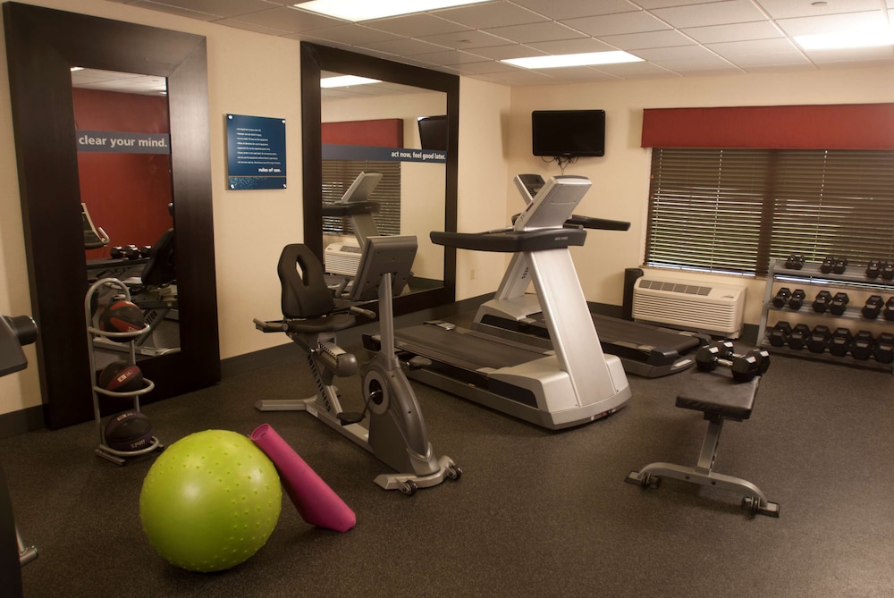 Hampton Inn Tomah - photo 25