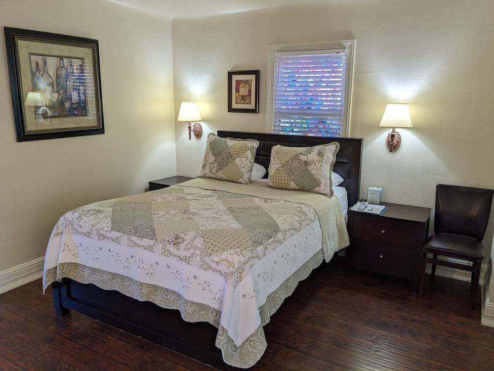 Los Gatos Garden Inn Hotel - photo 22