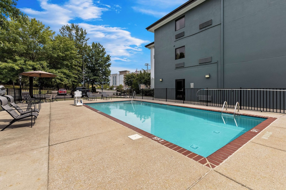 Clarion Pointe Franklin Nashville Area - photo 27