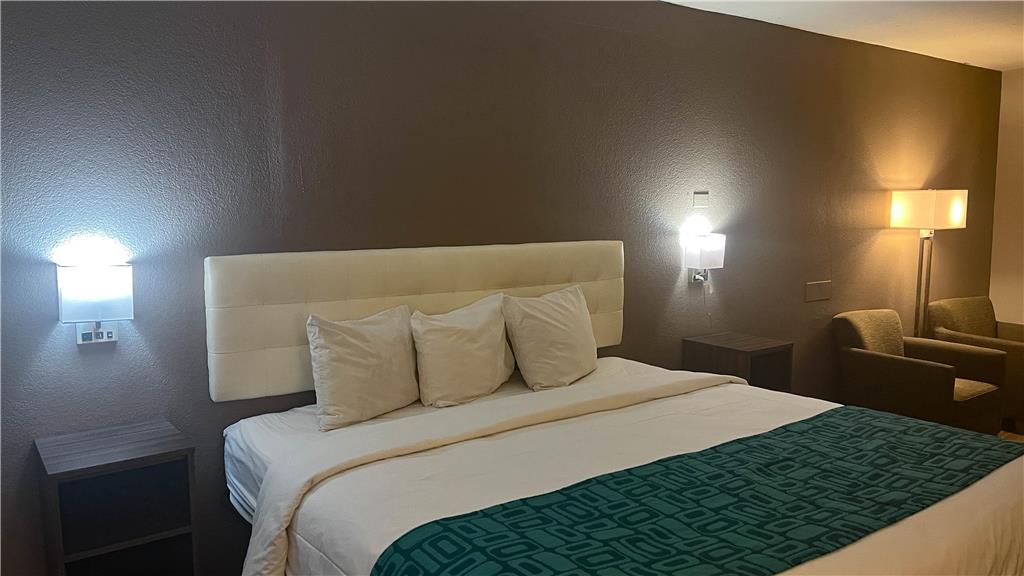 Motel6 Lake City FL Medical Center - photo 19