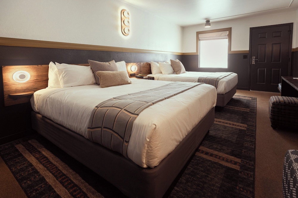 The Ozarker Lodge - photo 44