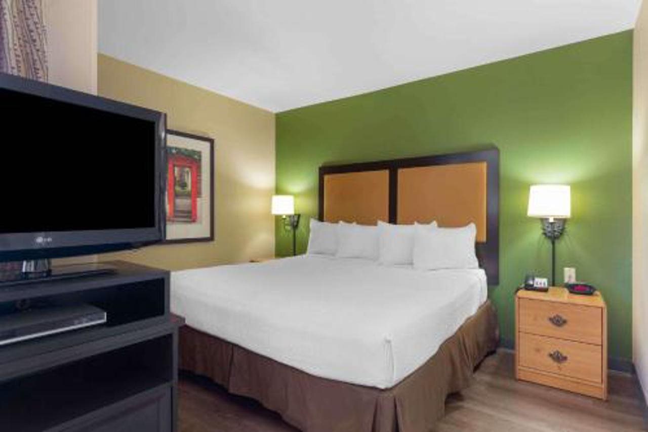 MainStay Suites Washington Dulles Airport - photo 23