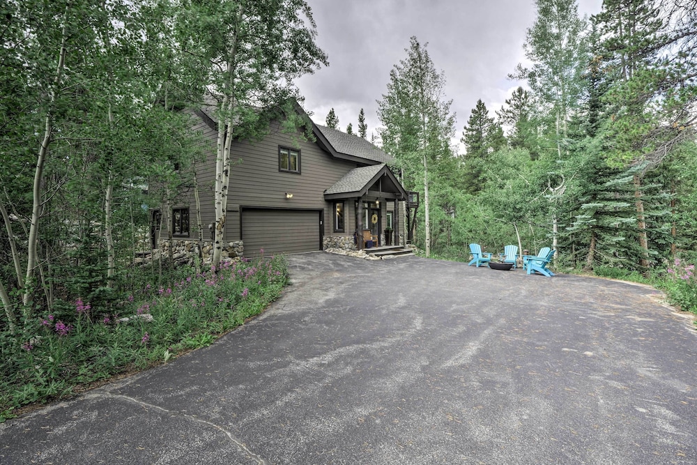 Upscale Home with Hot Tub 3 Mi to Breck Ski Resort - photo 21