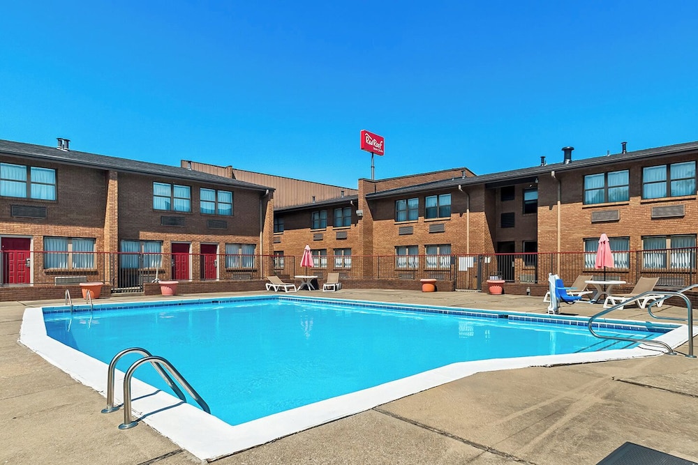 Red Roof Inn Lexington Hamburg - photo 26