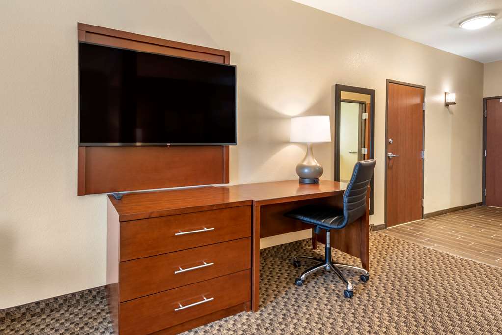 Comfort Suites Broomfield Boulder Interlocken - photo 25