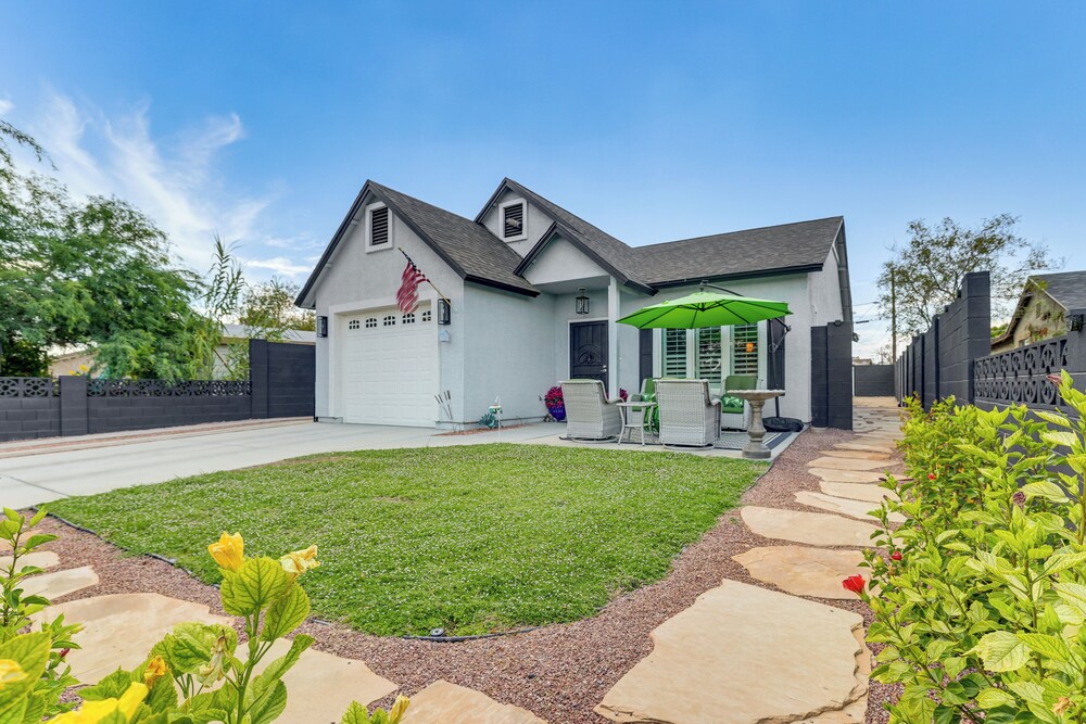 6 Mi to Dtwn Tempe Dog Friendly Retreat with Yard — hotel in Guadalupe