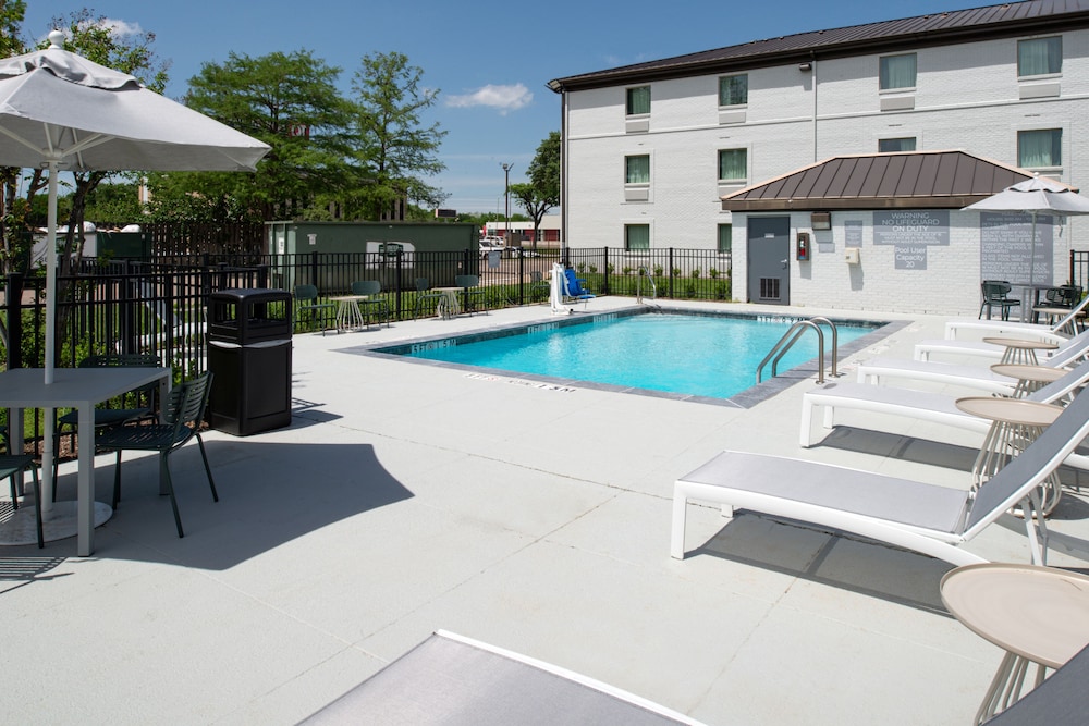 Spark by Hilton Dallas Medical District Love Field - photo 48