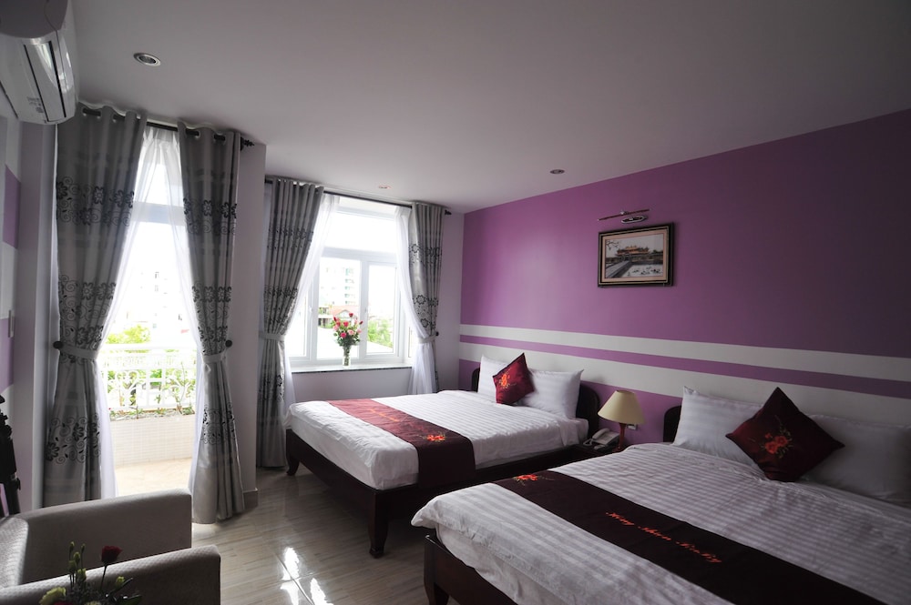 Ruby Hotel - carbon neutral hotel in Hue