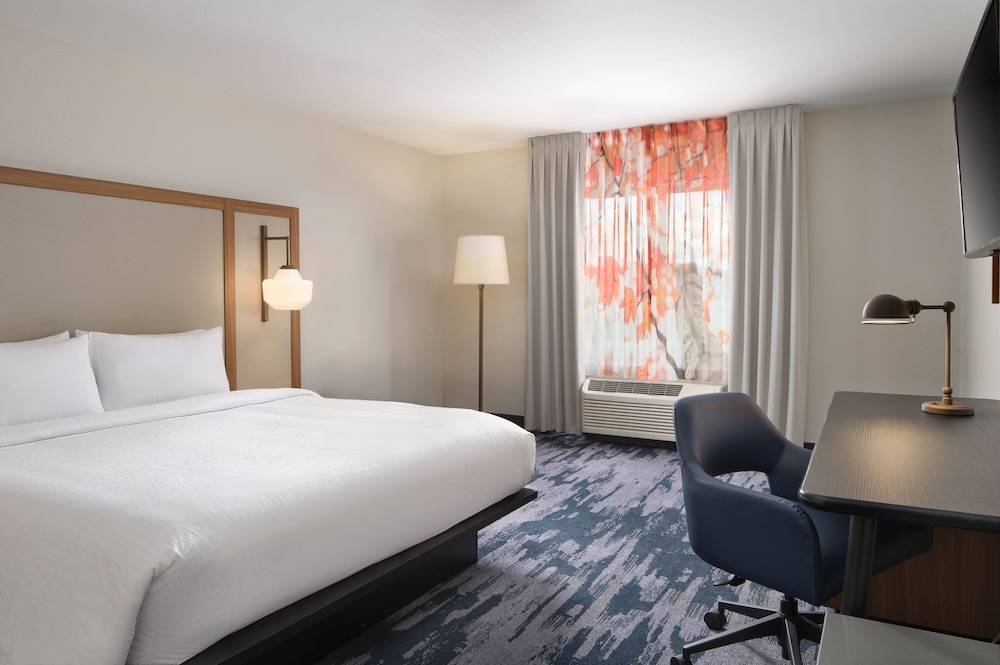 Fairfield Inn and Suites by Marriott Columbia - photo 8