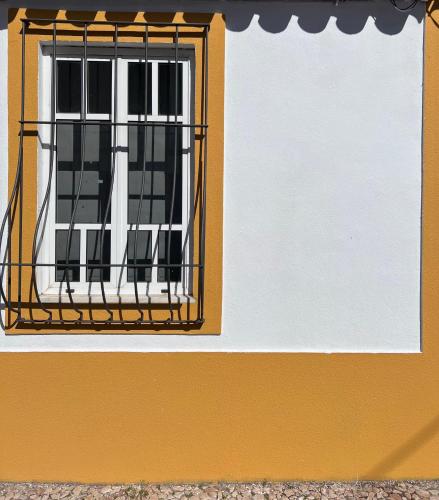 Clã Destino in Unknown City, Portugal