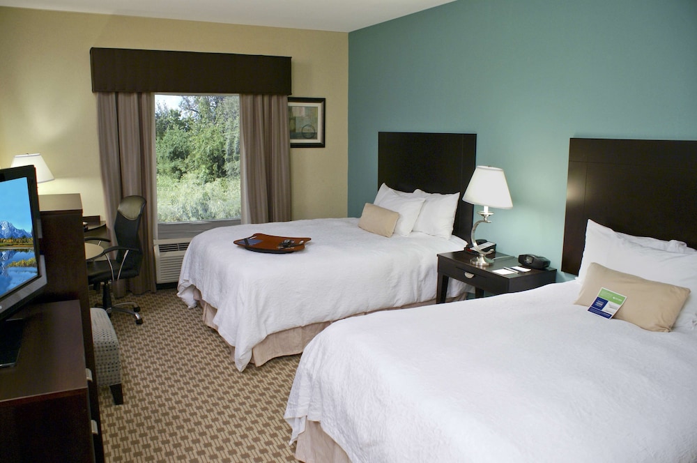 Hampton Inn Orange - photo 7