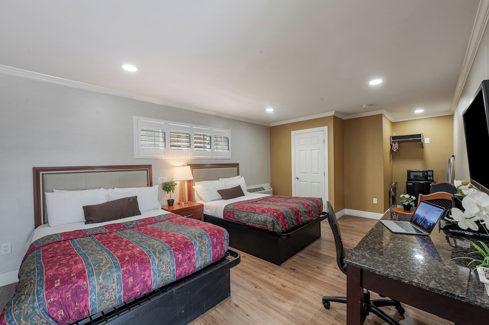 Ritz Inn San Francisco SFO Airport - photo 9