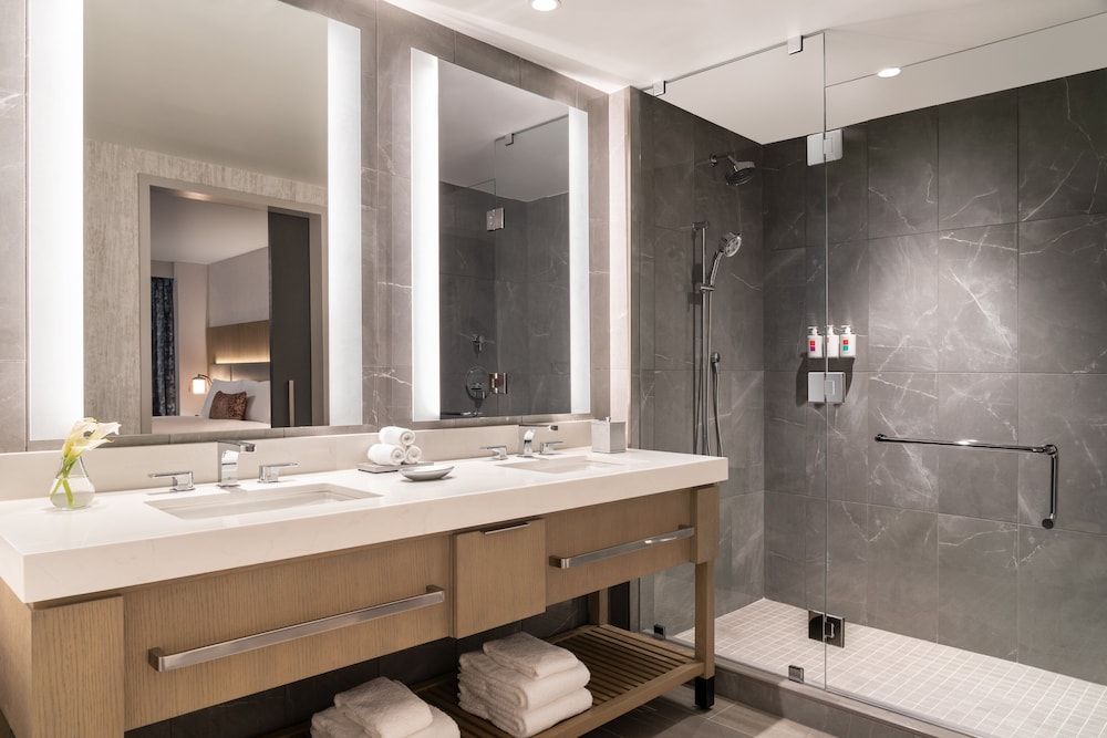 Loews Arlington - photo 19