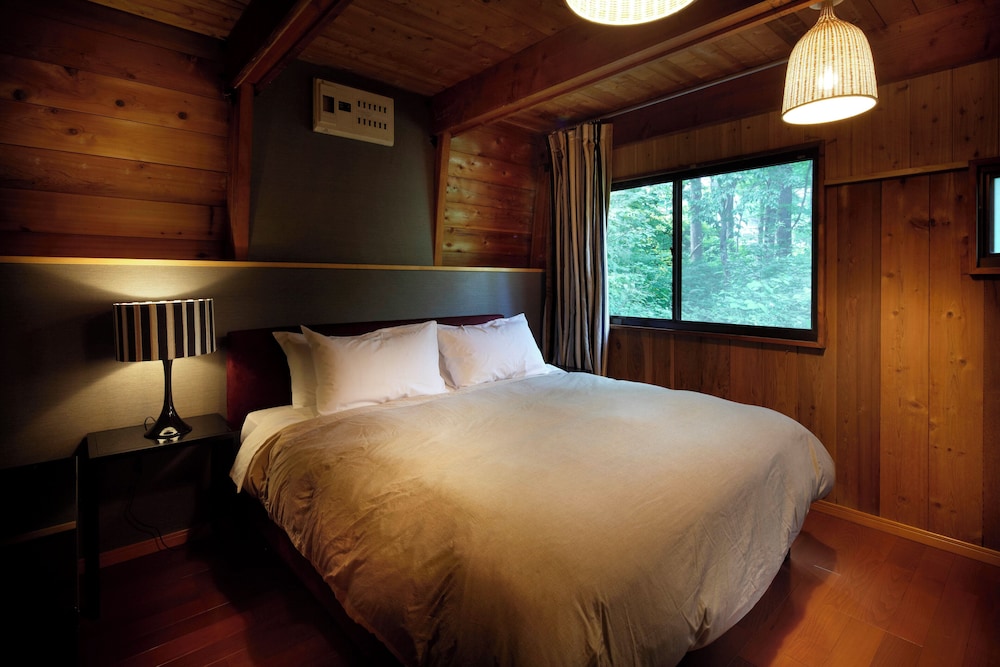 Hakuba Mountain Cabin — 4-Star Luxury Hotel in Hakuba, Japan