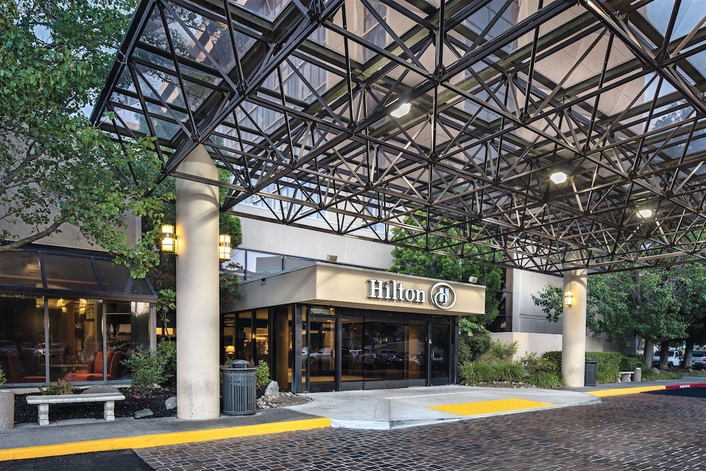 Hilton Sacramento Arden West - photo 45