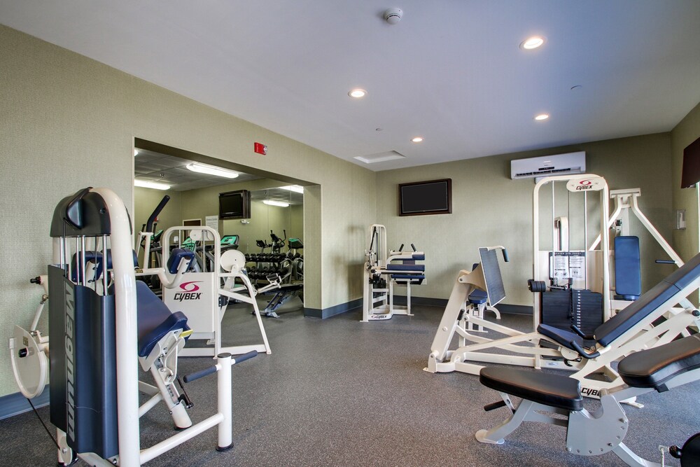 Holiday Inn Express Fort Campbell Oak Grove by IHG - photo 17
