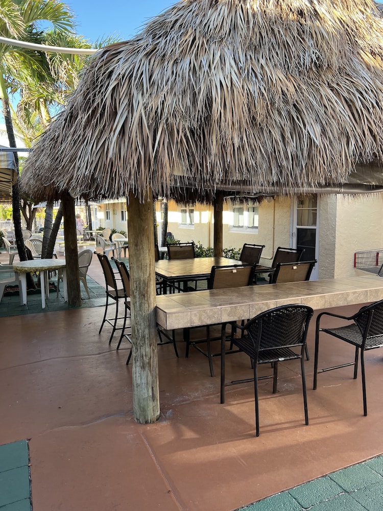 Expo Motel - photo 37