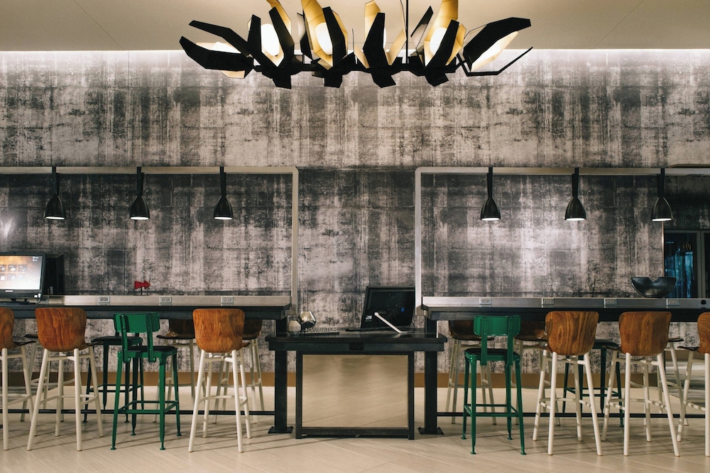 Renaissance Chicago Downtown Hotel - photo 44