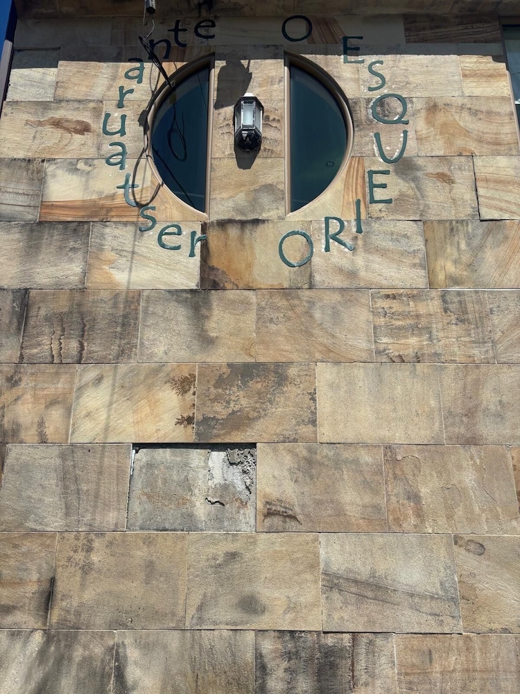 O Esqueiro - carbon neutral hotel in Malpica