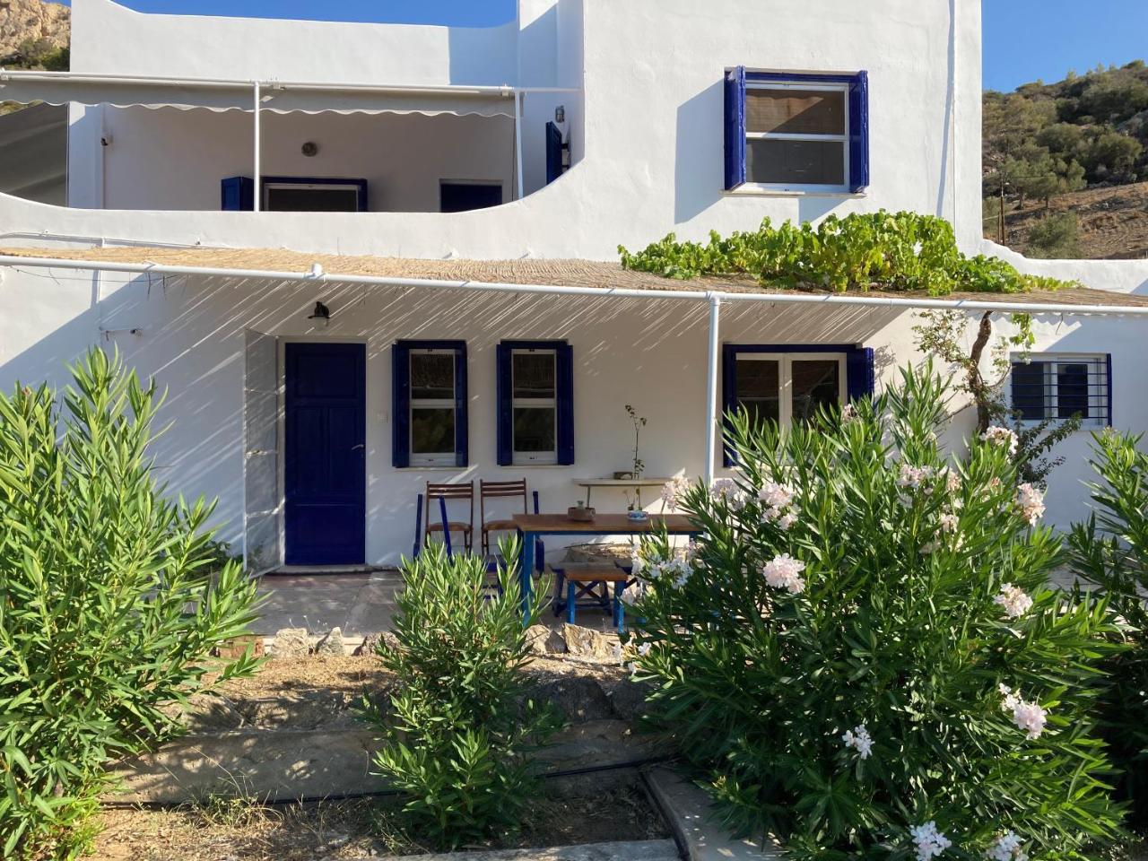 Private Beach House Greece — Salamina — photo 4
