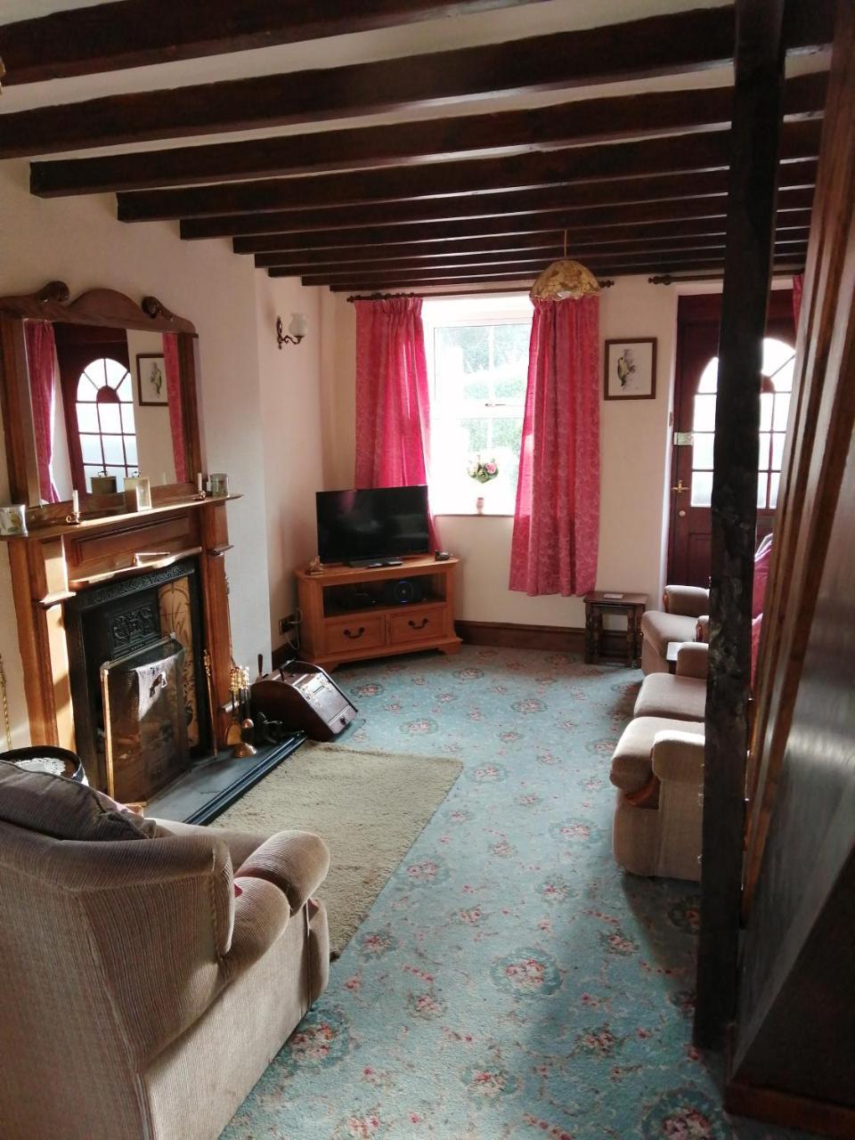 2 Rhys Terrace - carbon neutral hotel in Machynlleth