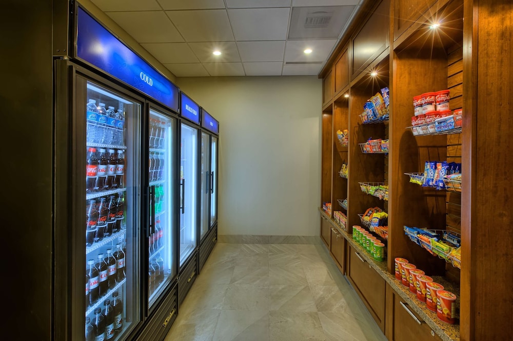 Hilton Garden Inn Durham University Medical Center - photo 34