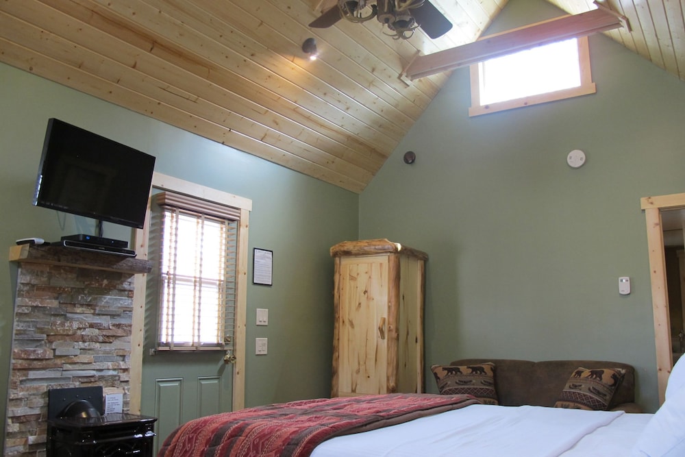 Convict Lake Resort - photo 46