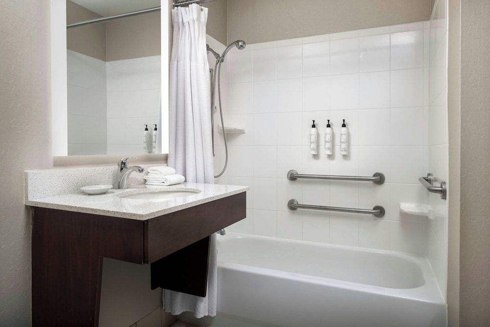 SpringHill Suites by Marriott Atlanta Buckhead - photo 10