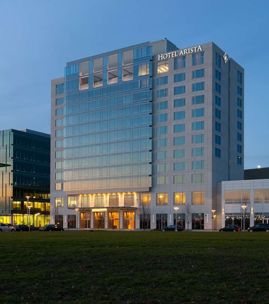 Hotel Arista in Naperville, United States