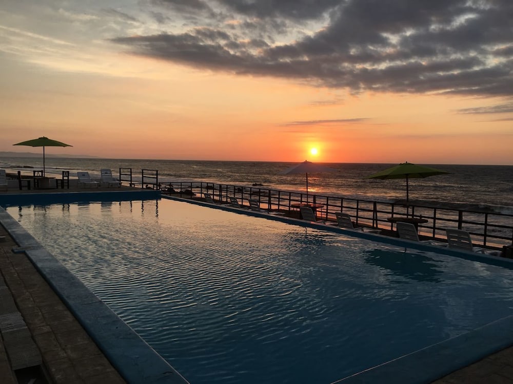 Peru Hosting De Punta Sal in Tumbes, Peru