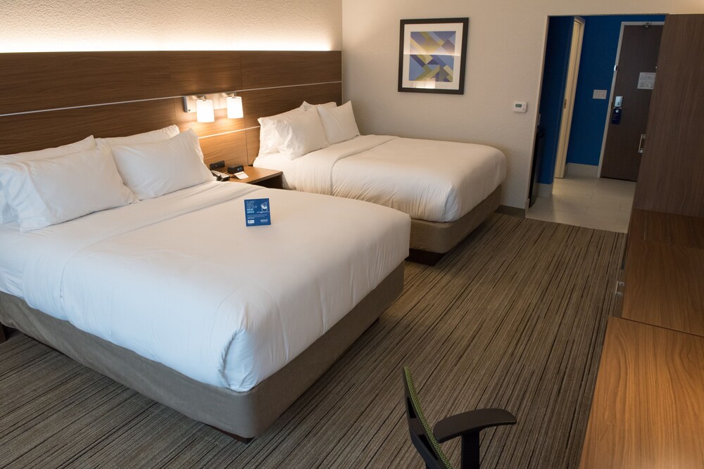 Holiday Inn Express & Suites Orland Park Mokena by IHG - photo 10