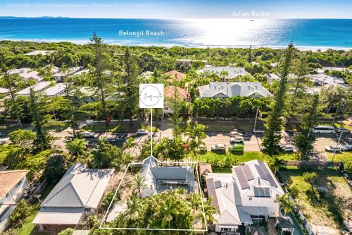 Shirley Beach House right in heart of Byron Bay walking distance to town and most famous beaches — 4-Star Luxury Hotel in Byron Bay, Australia