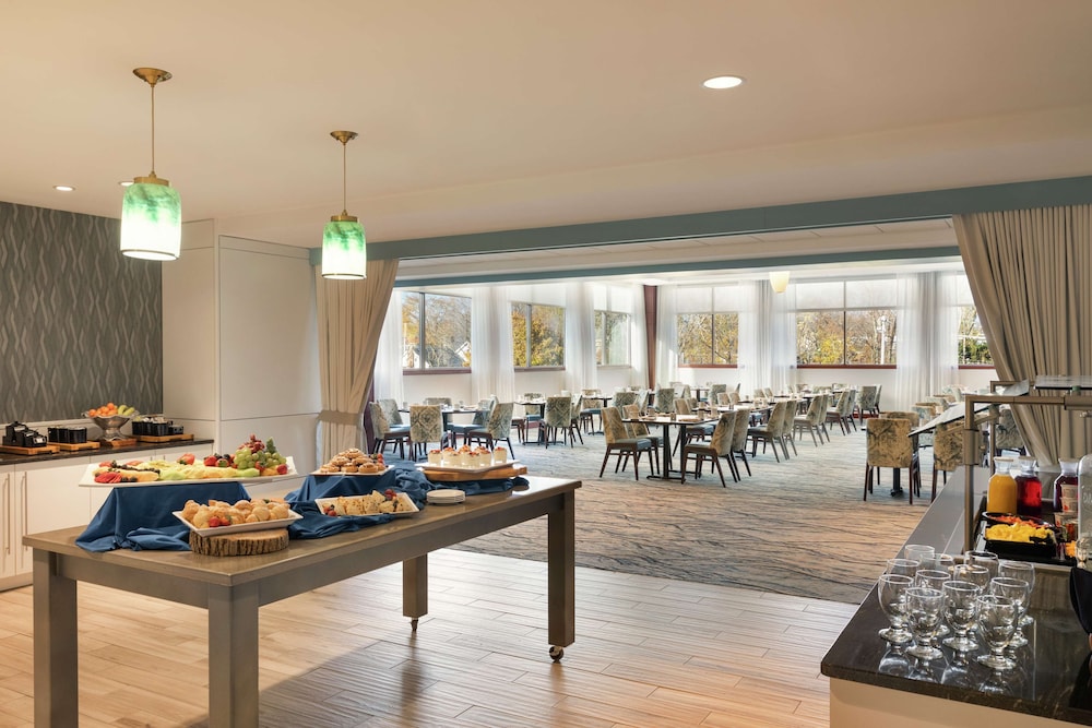 Hilton Garden Inn Troy - photo 41
