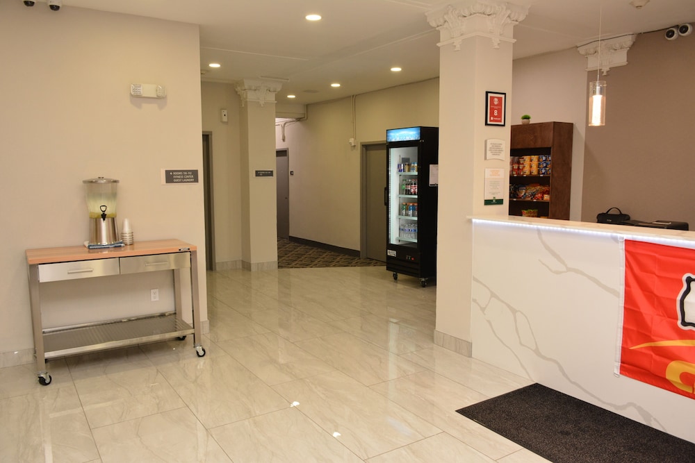 Quality Inn & Suites Kansas City Downtown - photo 35
