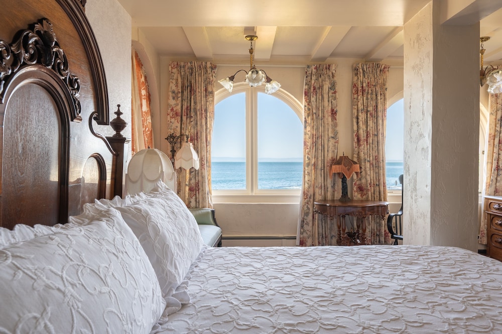 Martine Inn - photo 2
